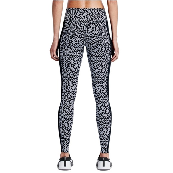 Nike Dri-Fit Legendary Black & Gray Checkered Athletic Leggings - Picture 3 of 13